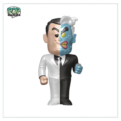 Two-Face Funko Soda Vinyl Figure! - DC: Batman - International LE5500 Pcs - Chance of Chase